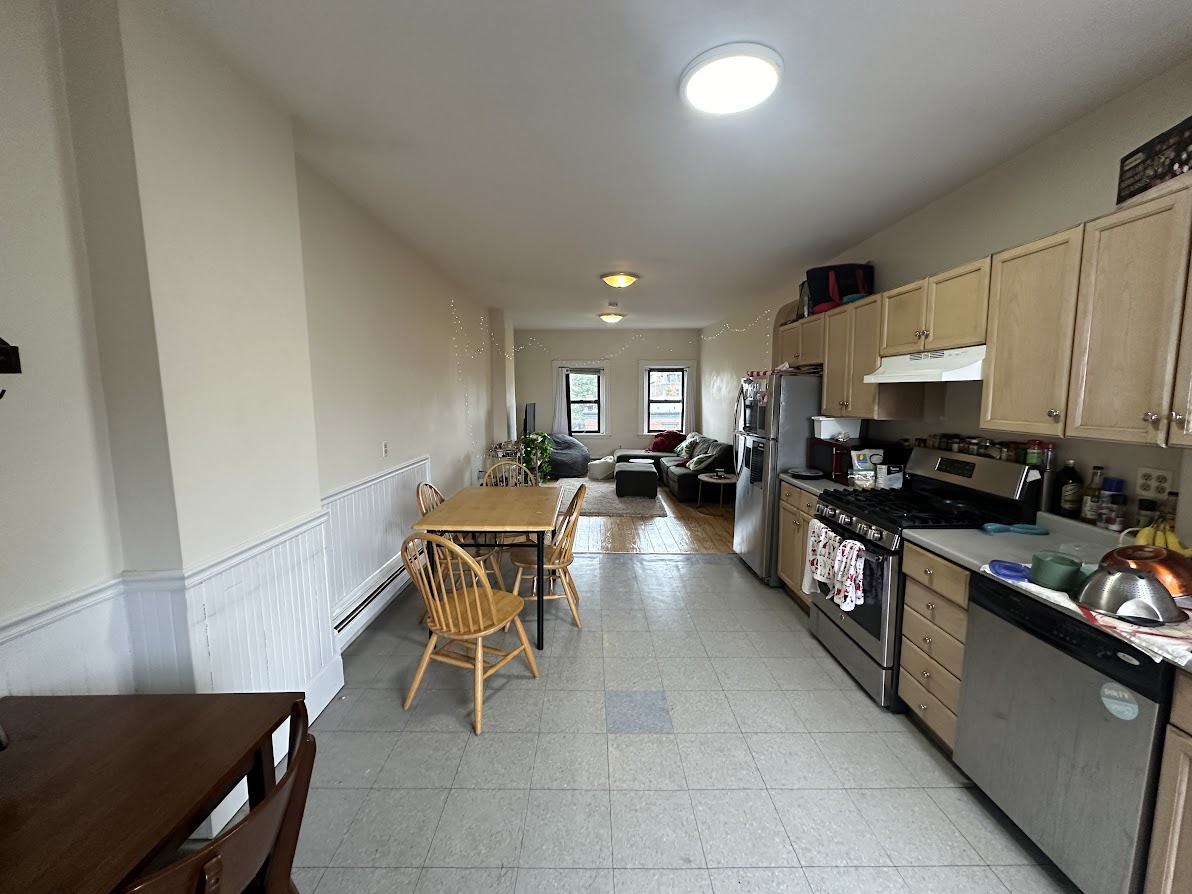 313 Cambridge St, East Cambridge