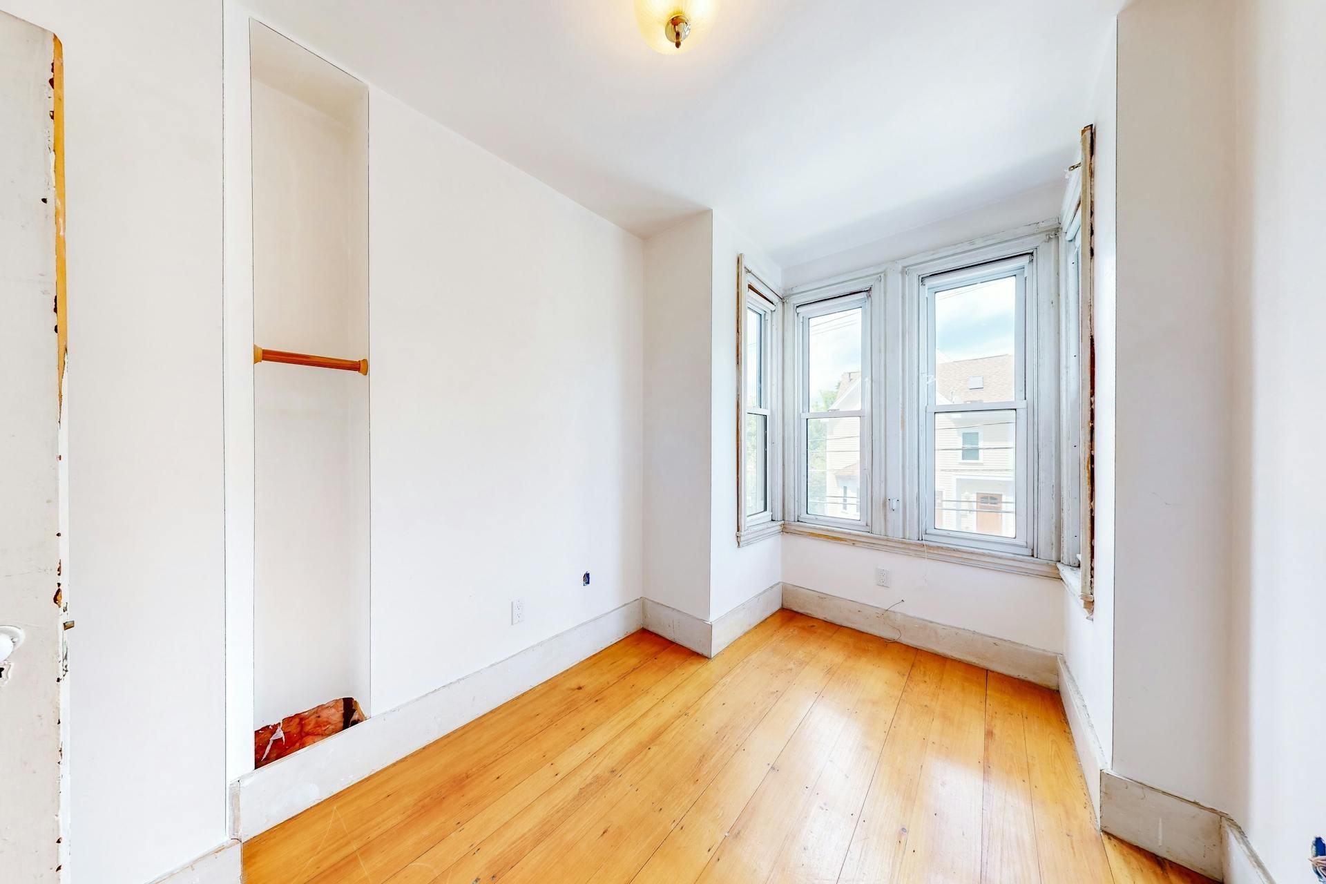 33 Cedar St, Spring Hill