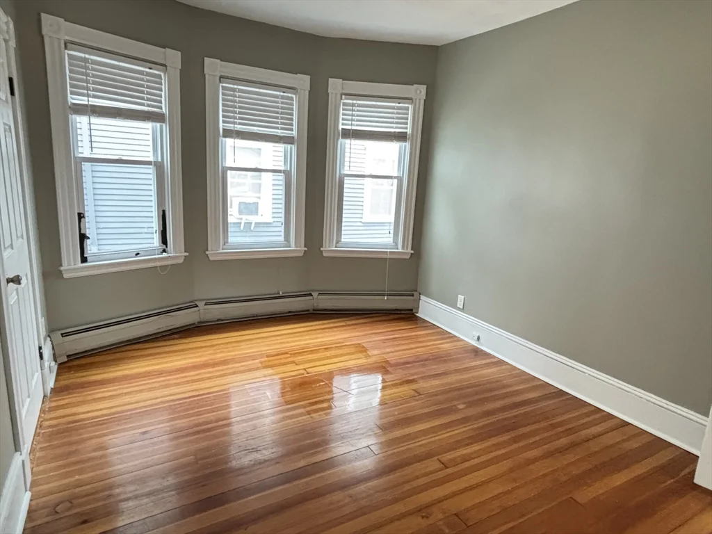 179 Tremont St, New Bedford