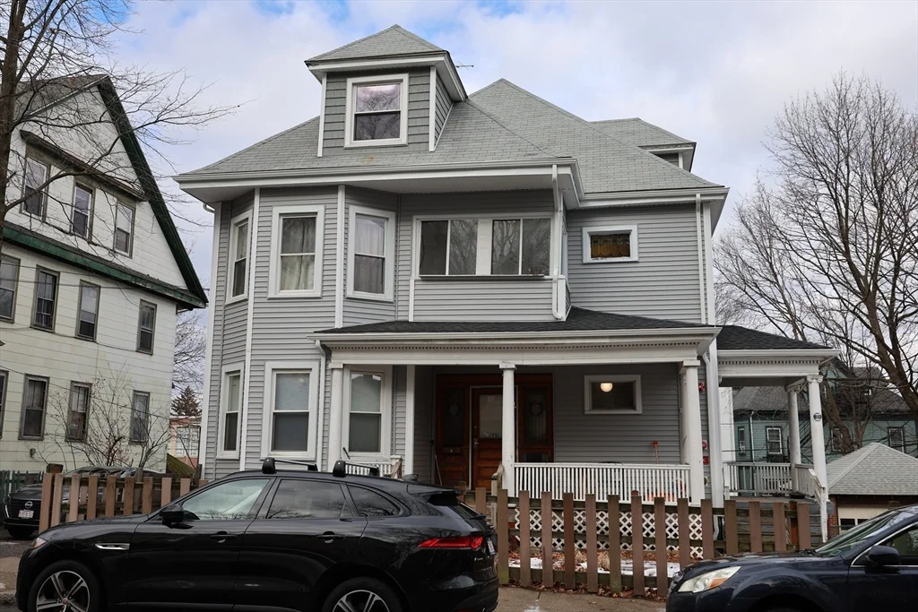 33-35 Ridgemont St, Allston