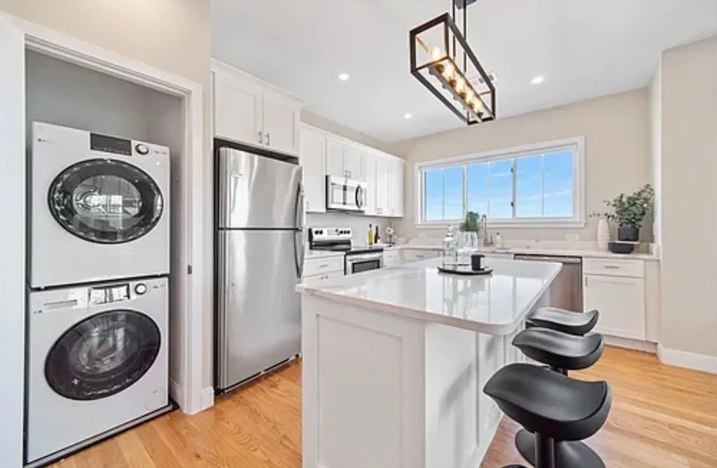 2-4 Hecla, Dorchester