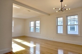 31 Crest Ave, Chelsea