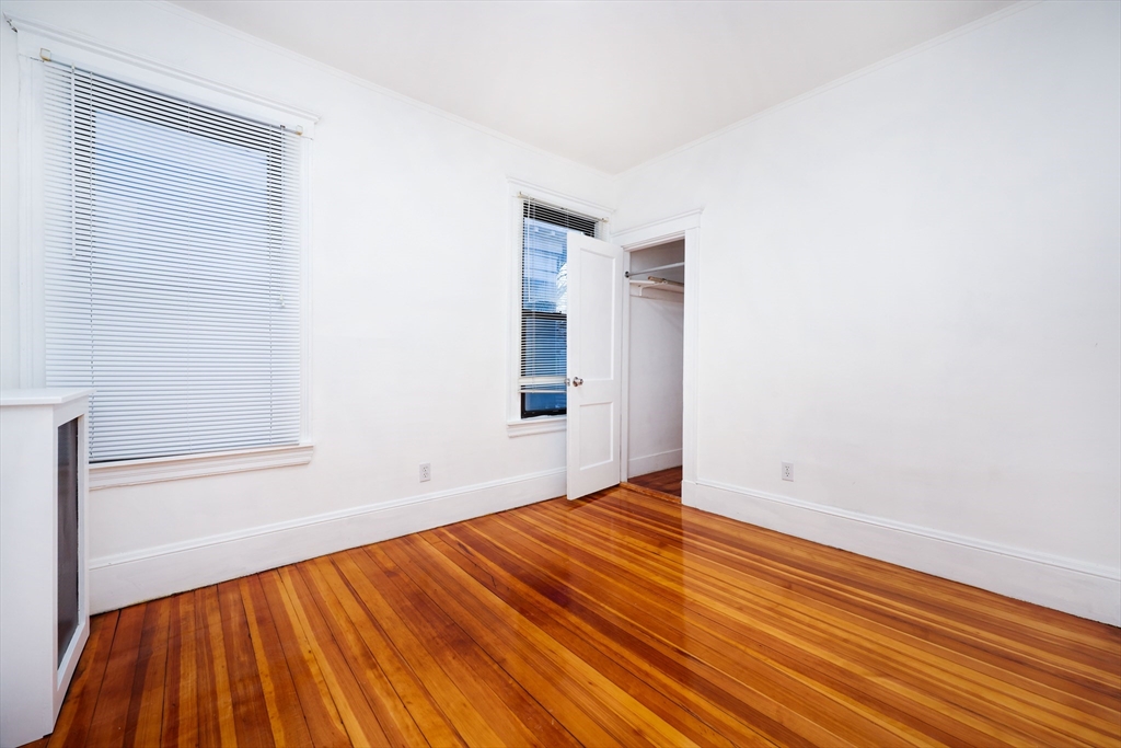 121 Browne St, North Brookline