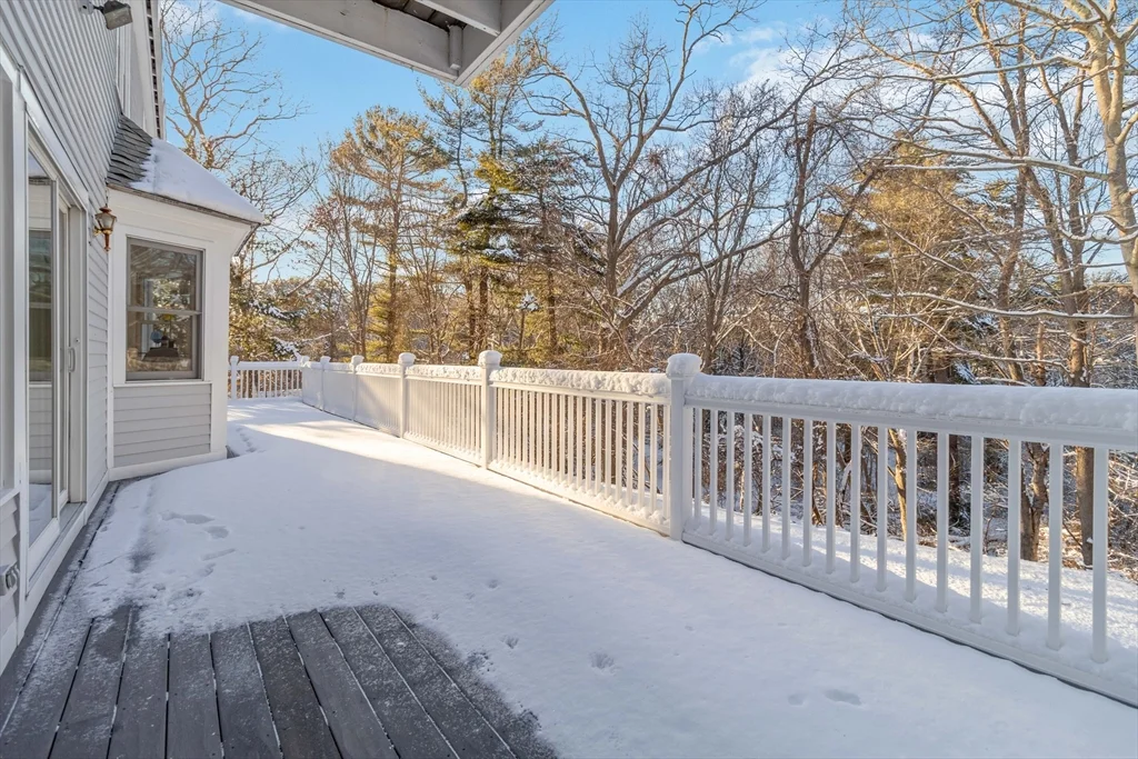 183 Gardner St, Hingham