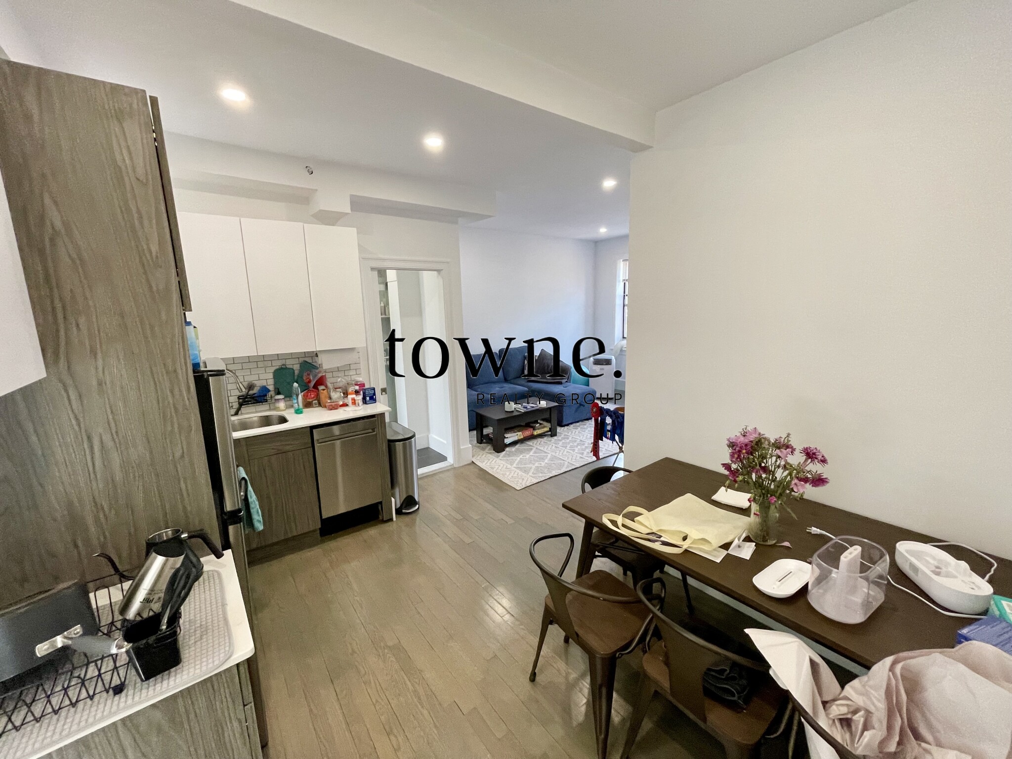 11 Queensberry St, Fenway