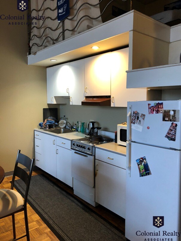 61 Brookline Ave, Fenway