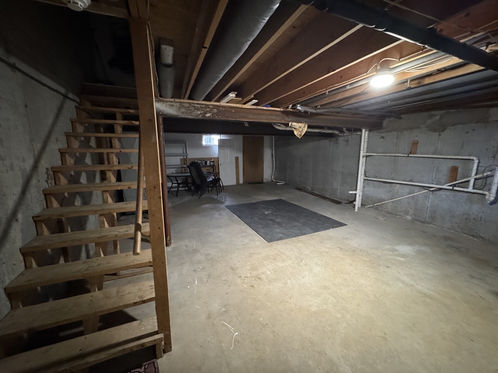 320 Newbury St, Danvers