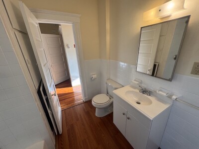 44 Wilson Ave, Belmont