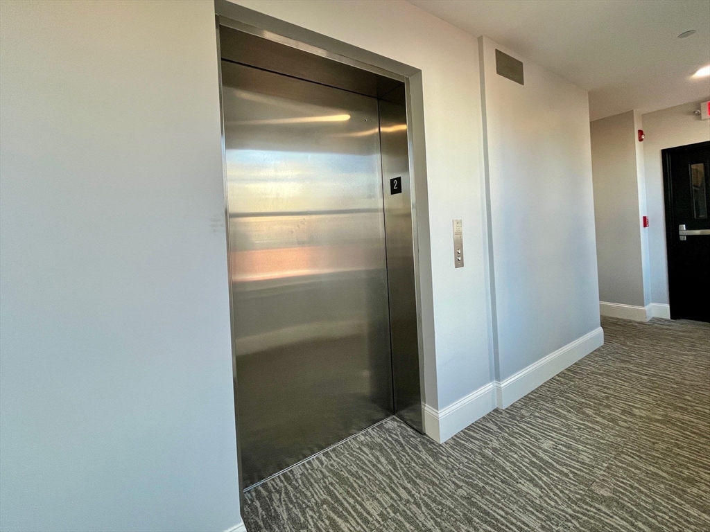 51 South St, Hingham