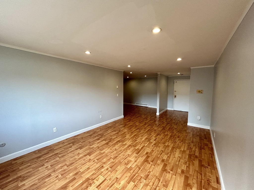 9 Weld St, Framingham