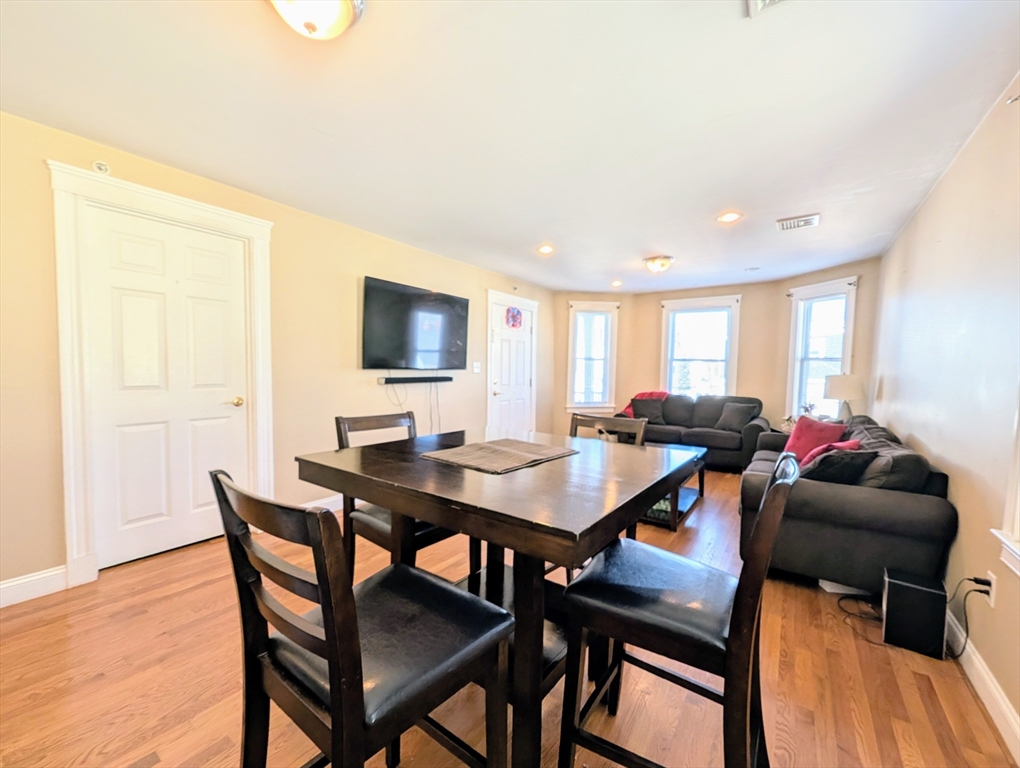 20 Warren St, Peabody