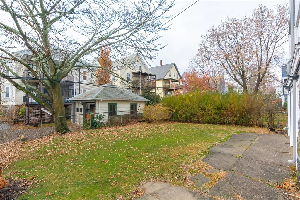 48 Farquhar St, Roslindale