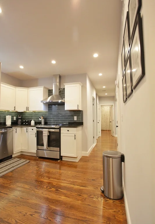 291 Main St, Everett