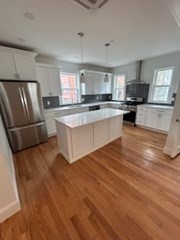 8 Brookside Ave, Jamaica Plain