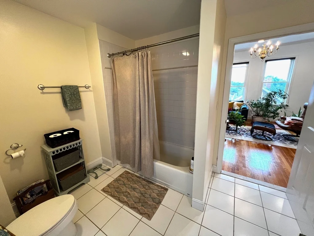 5 Austin, East Somerville