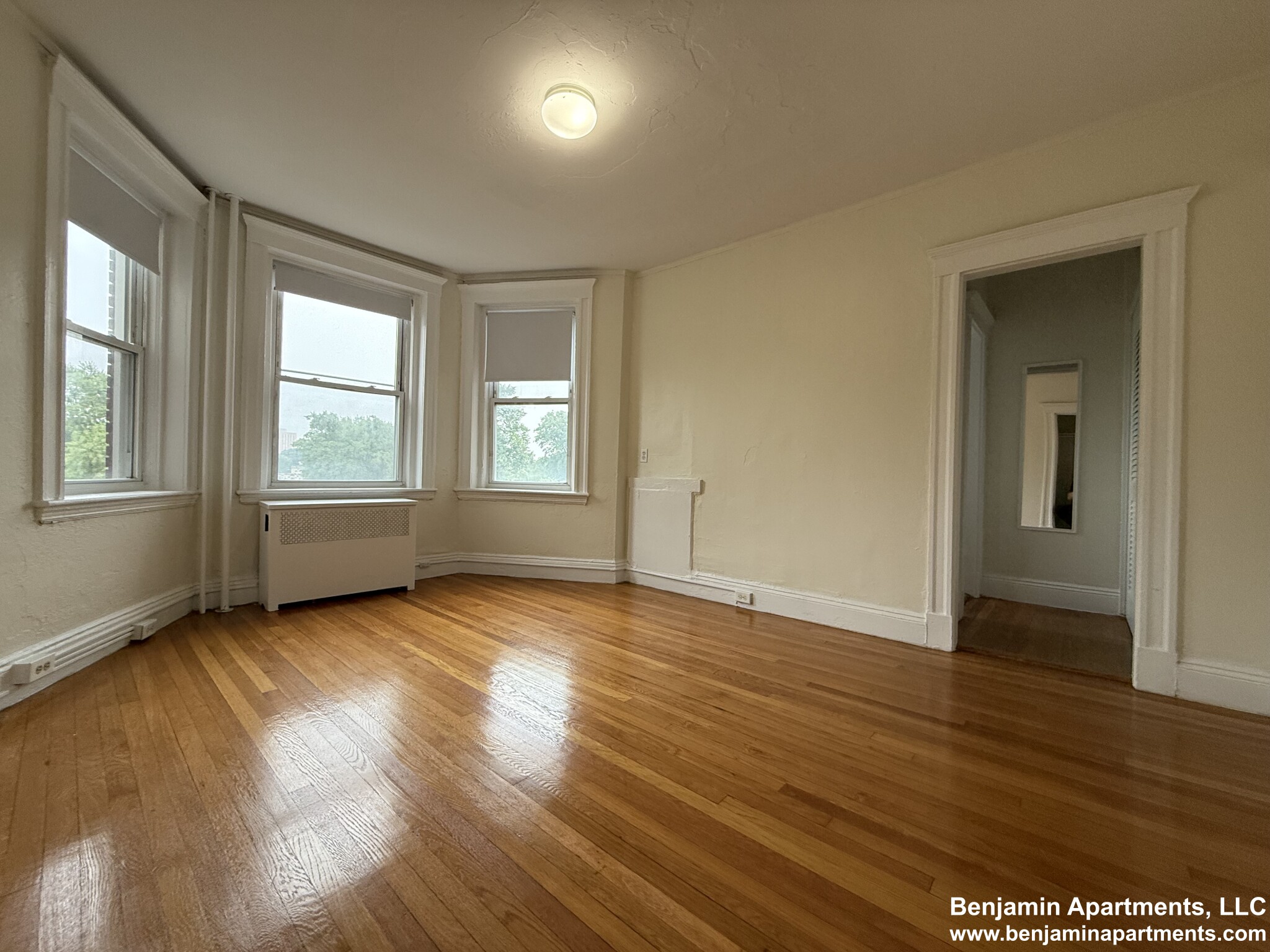 1171 Boylston St, Fenway