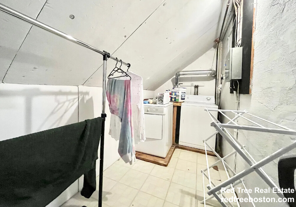 41 Gordon St, Allston