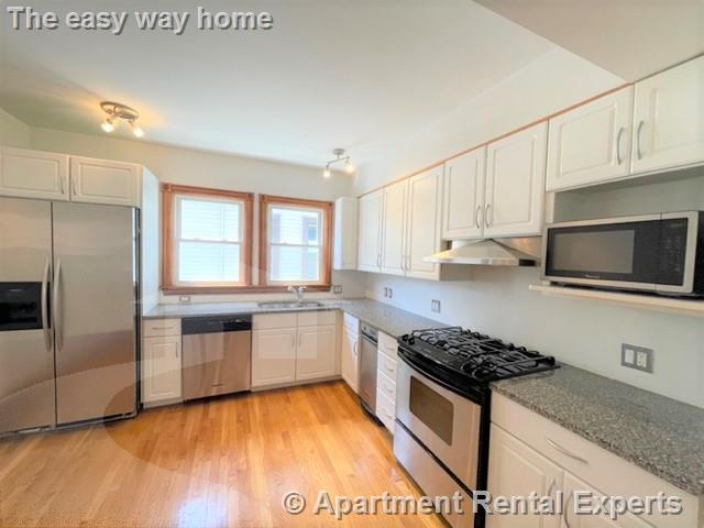 15 Conwell St, Davis Square