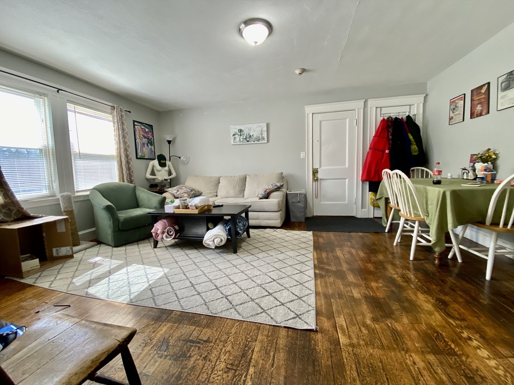 4907 Washington St, Boston