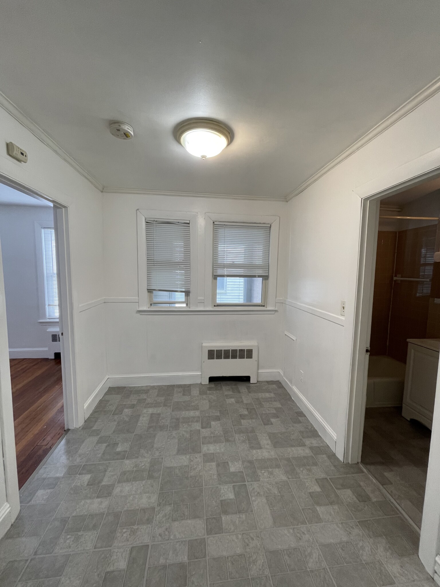 87 Winthrop Shore Dr, Winthrop