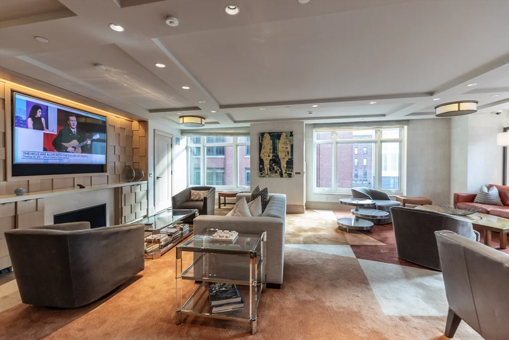 100 Lovejoy Wharf, West End