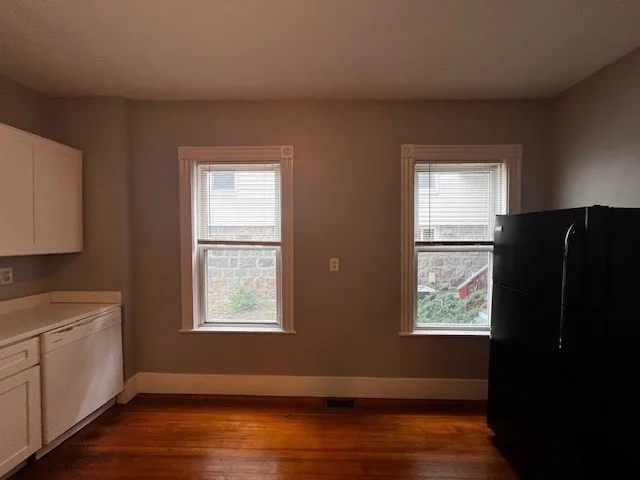 11 Sunset St, Mission Hill