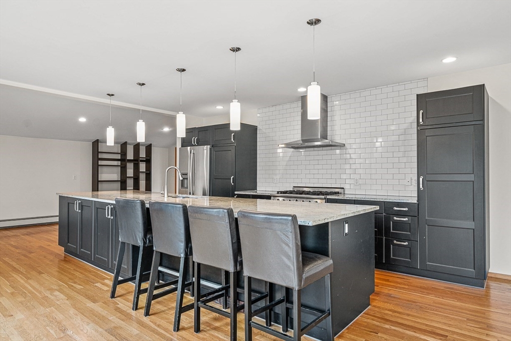 583 Gay St, Westwood