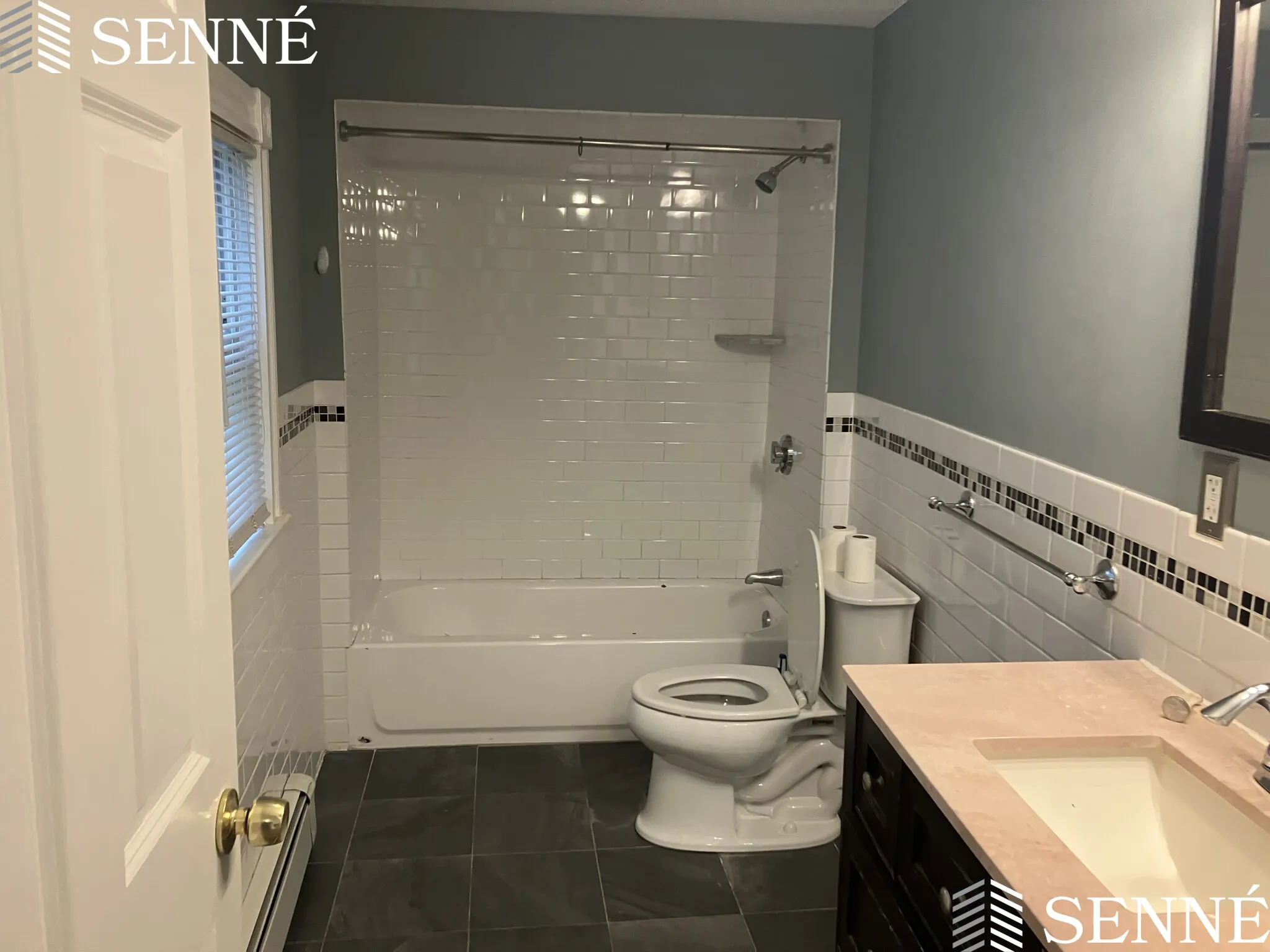 12 Fisk Ave, Magoun Square