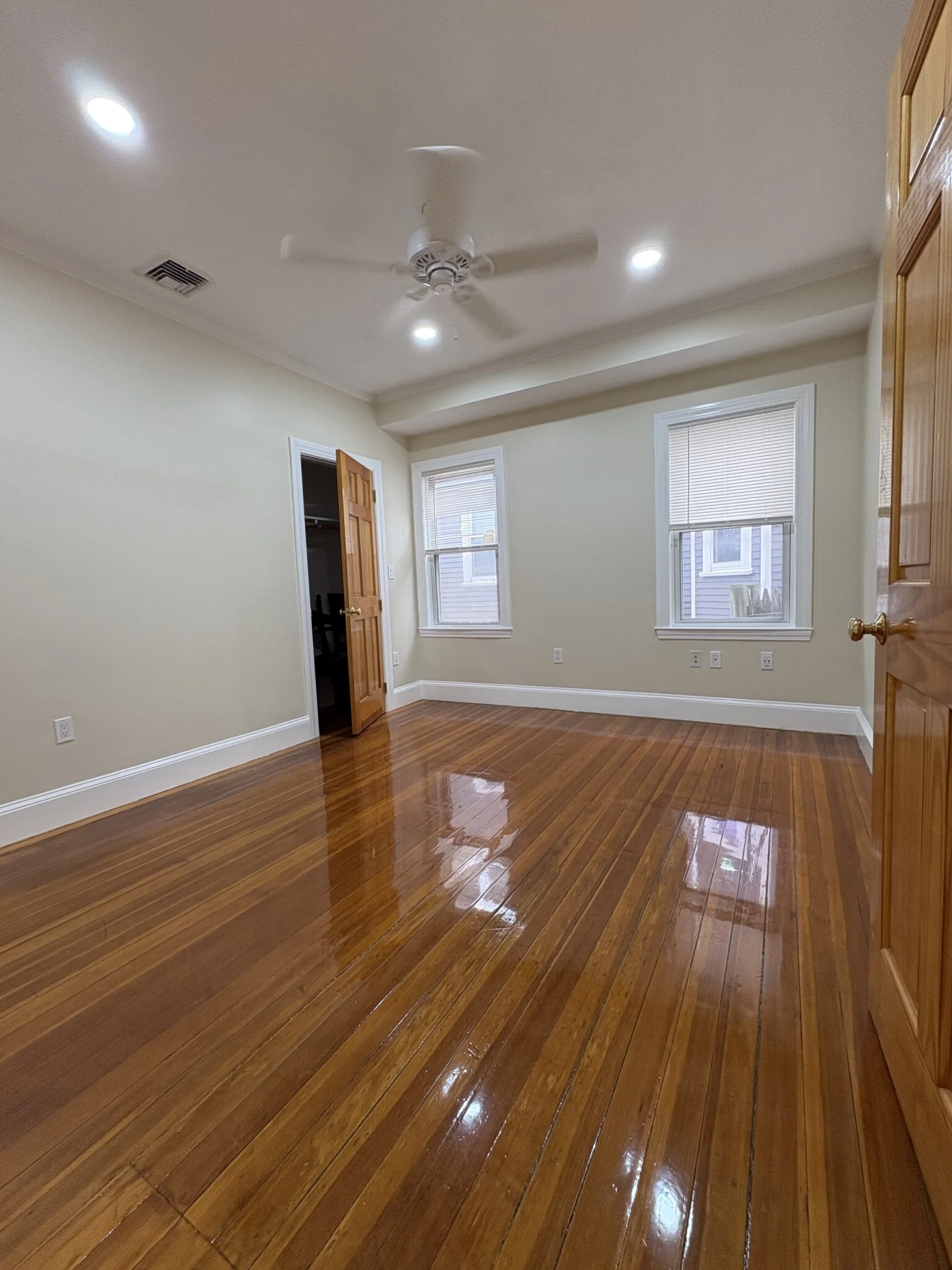 200 Hyde Park Ave, Jamaica Plain
