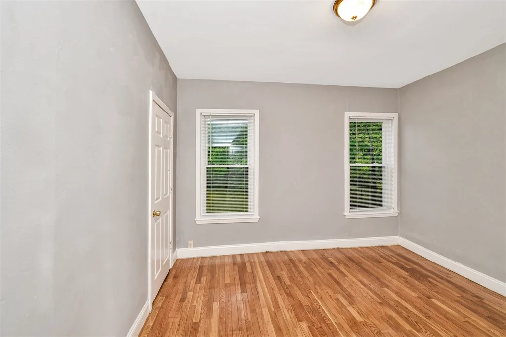 352 Norfolk St, Dorchester