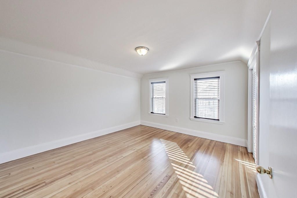 183 Powder House Blvd, West Somerville