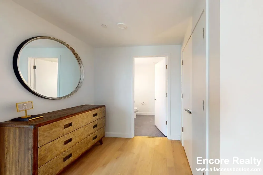 55 Brighton Ave, Allston