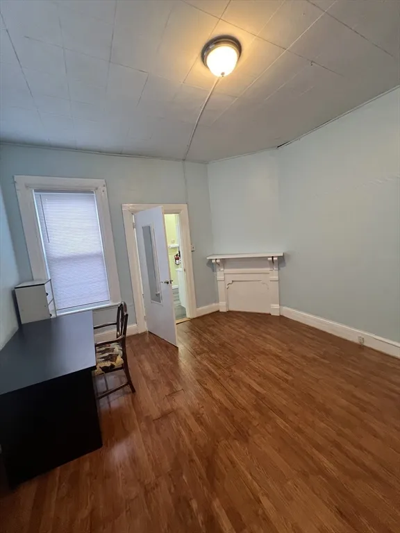 92 Columbia St, The Port