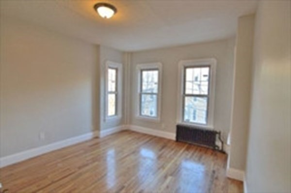 51 Stanwood St, Dorchester