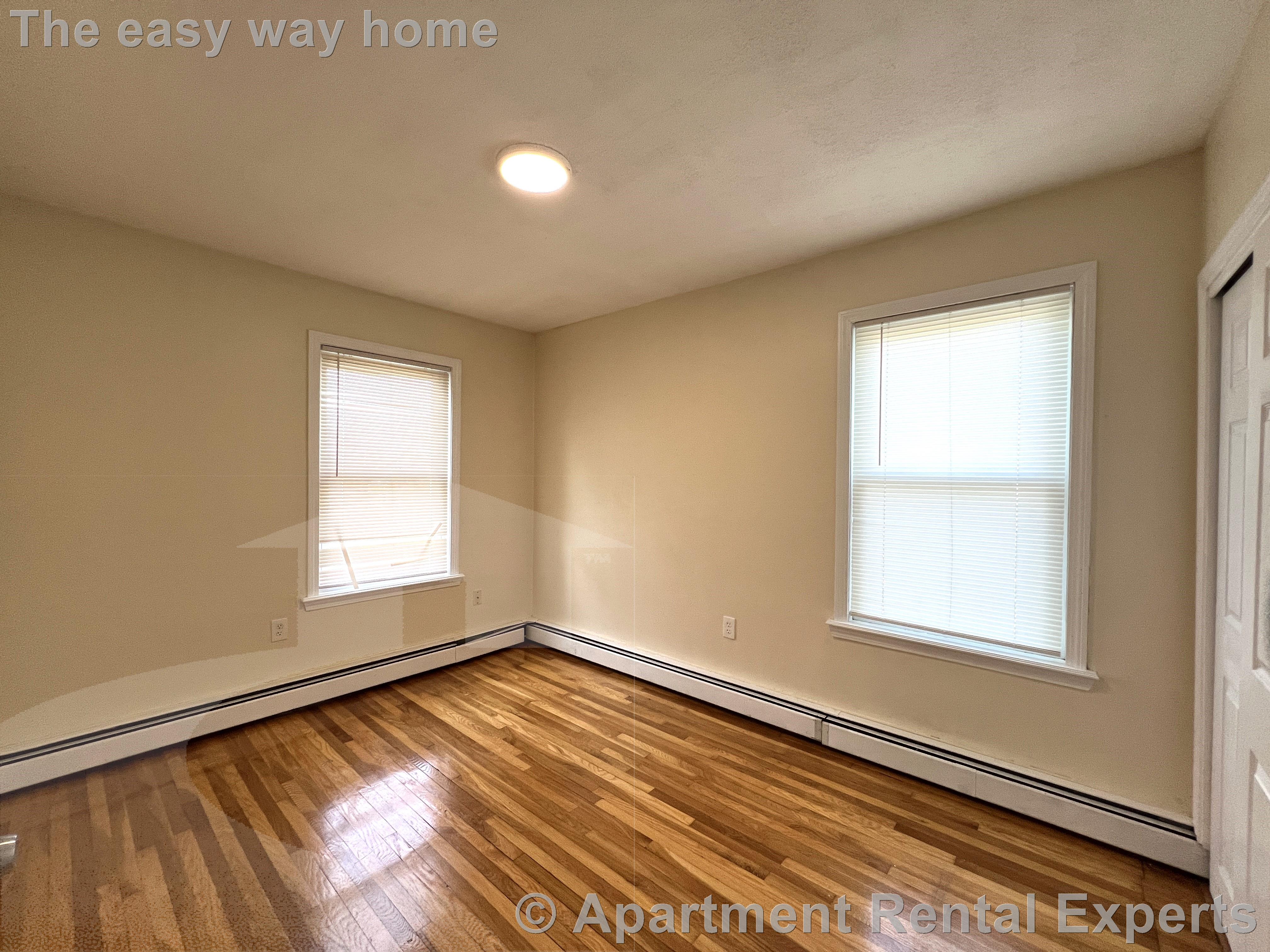 41 Hancock Ave, Tufts