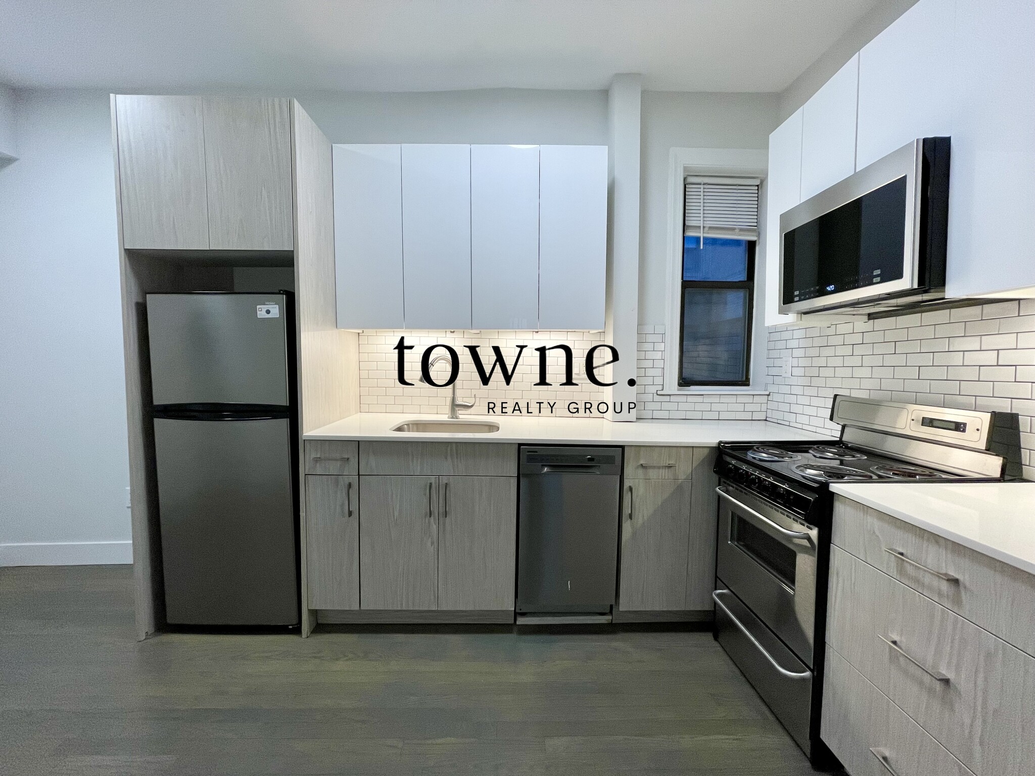 19 Peterborough St, Fenway