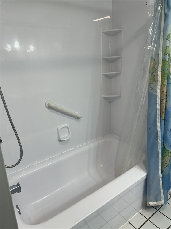 6 Fox Hill Rd, Ashland