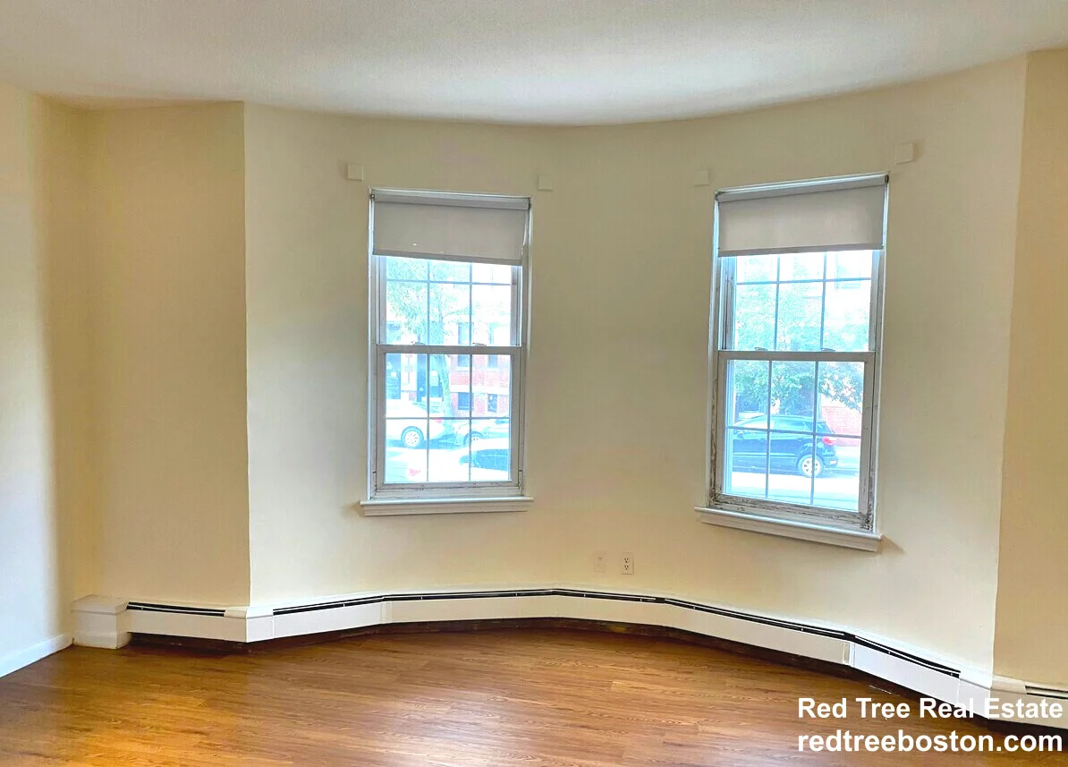 50 South Huntington Ave, Jamaica Plain