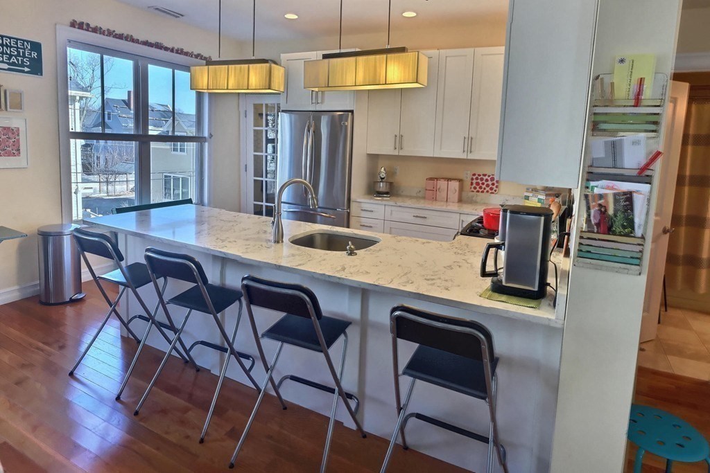 272 Lamartine St, Jamaica Plain