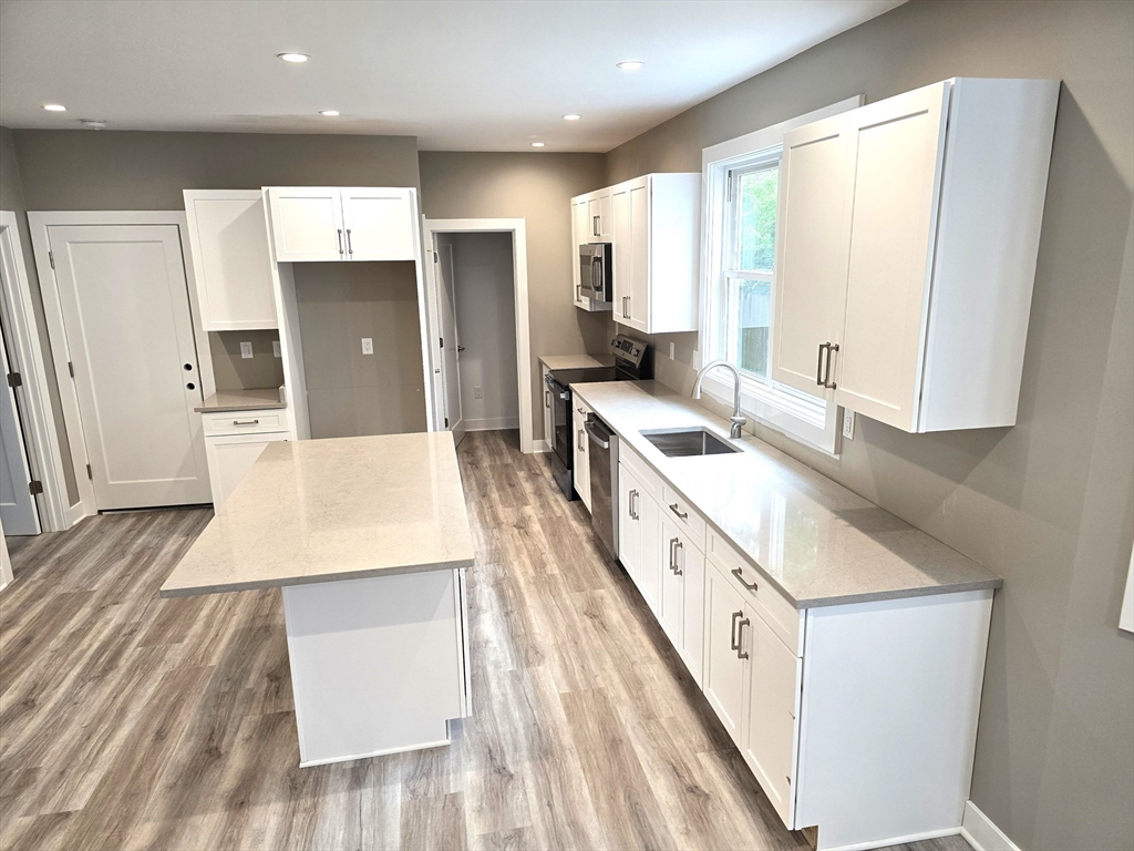 39 Fiske St, Waltham