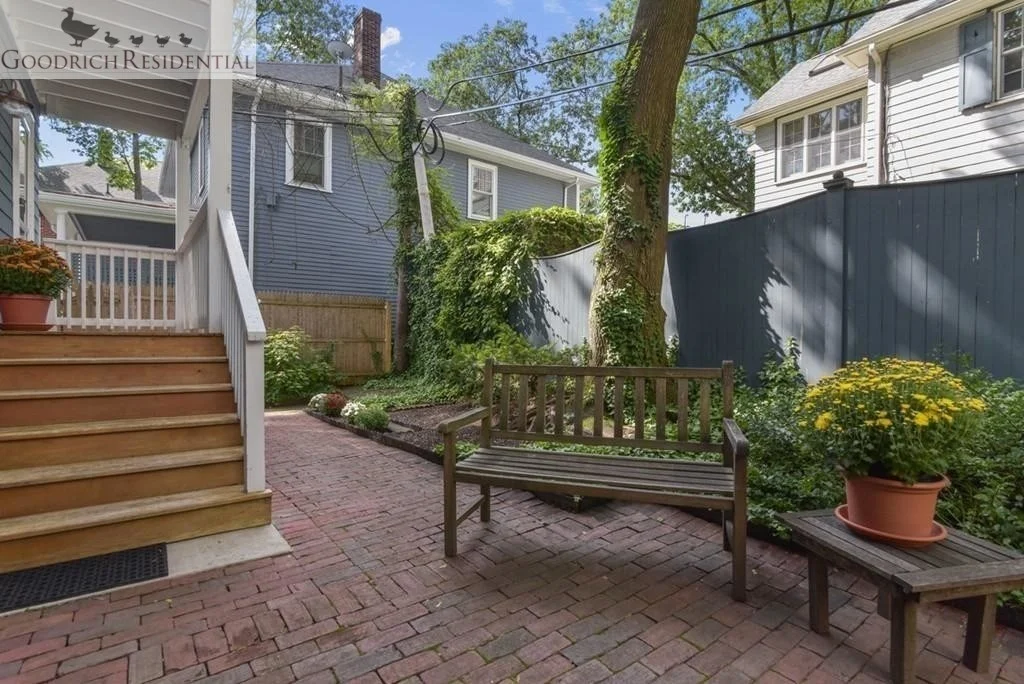 23 Goldsmith St, Jamaica Plain