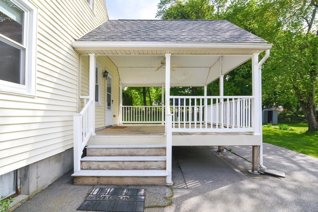 33 Robin Rd, Westborough