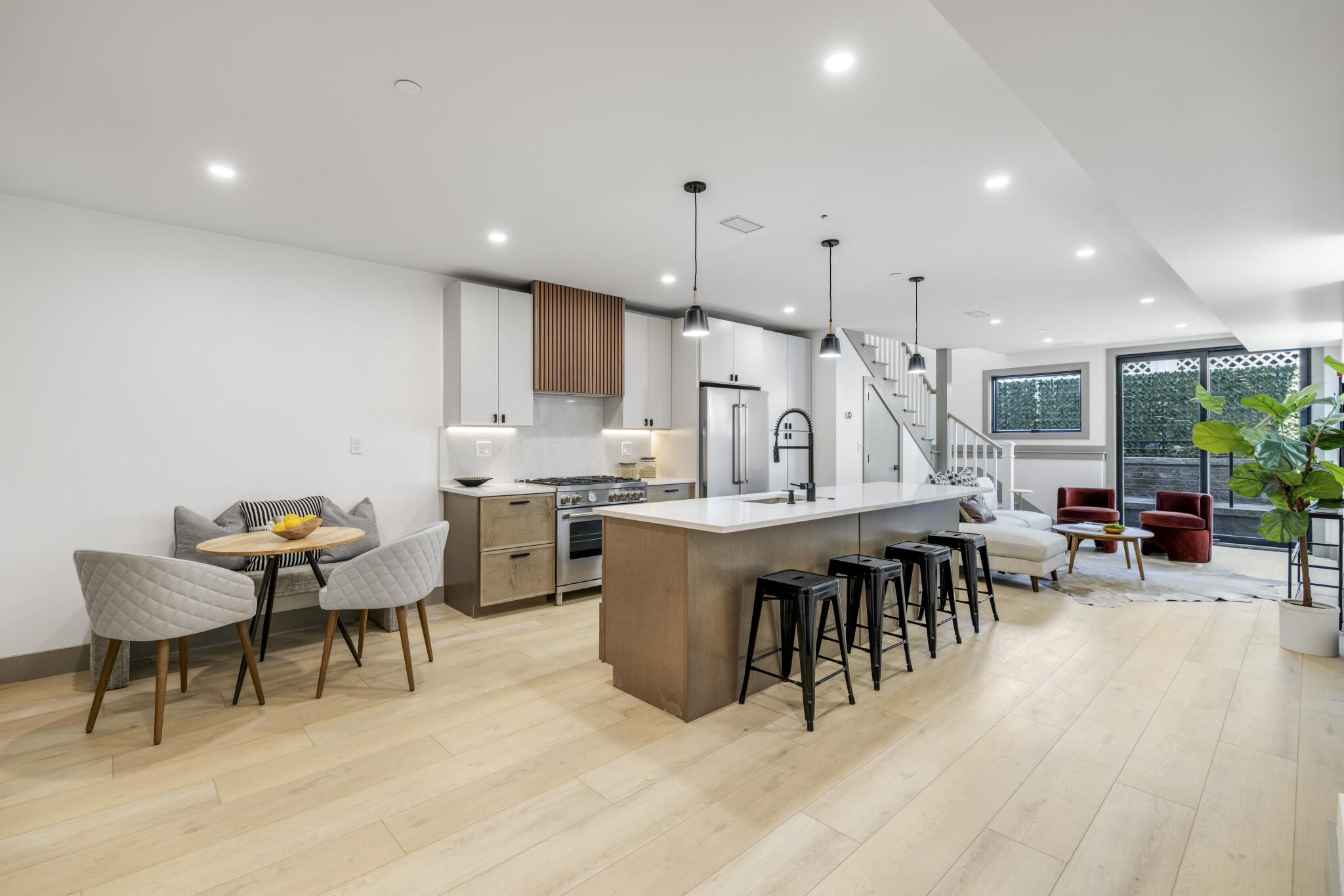 566 East 3rd St, South Boston