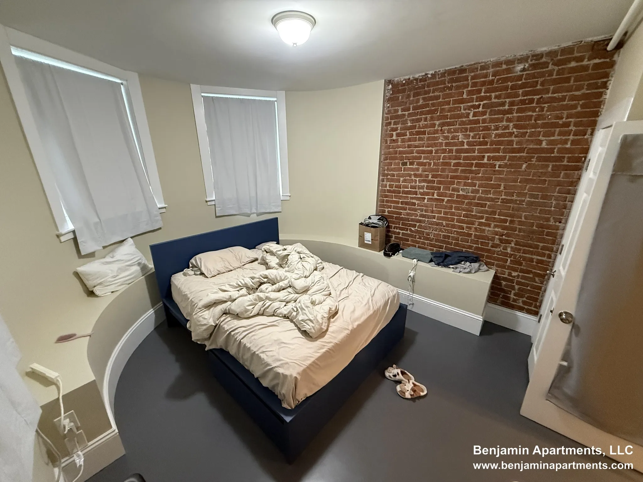 36 High St, Brookline