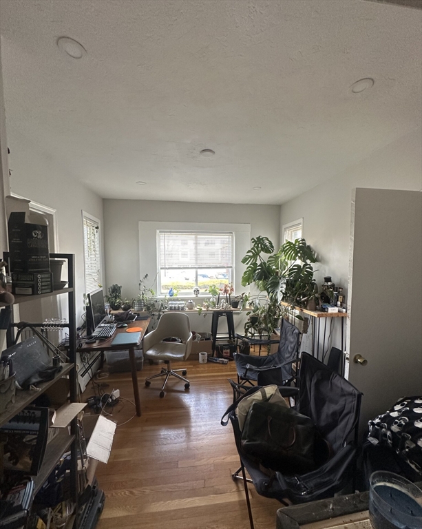 212 California St, Newton