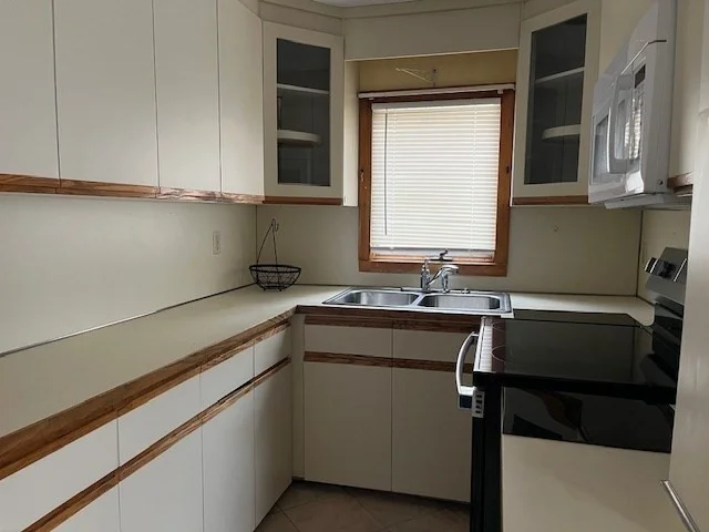 8 Hill St, Teele Square