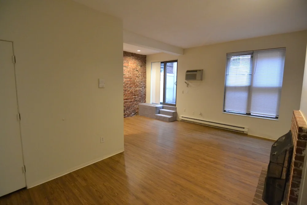 23 Saint Germain St, Back Bay