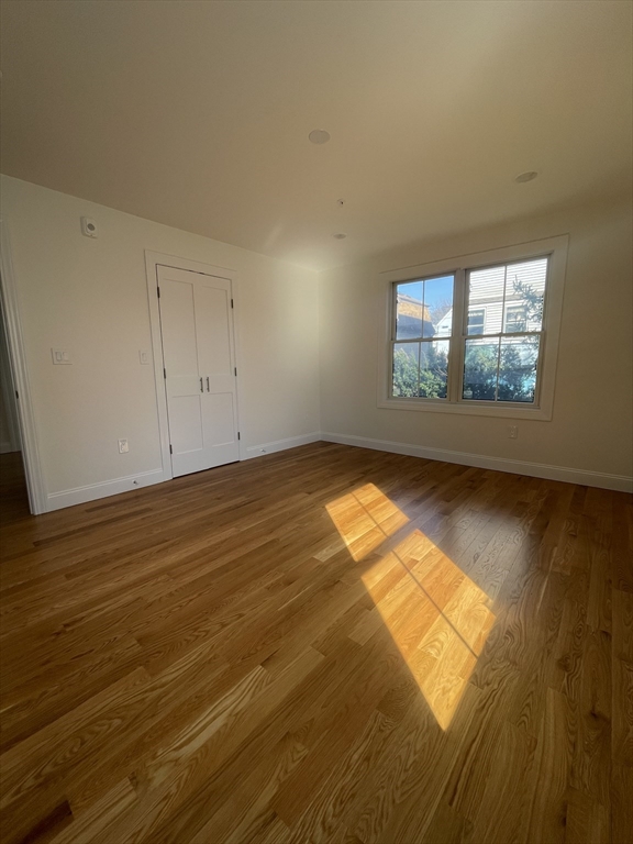 40 Everett St, Everett