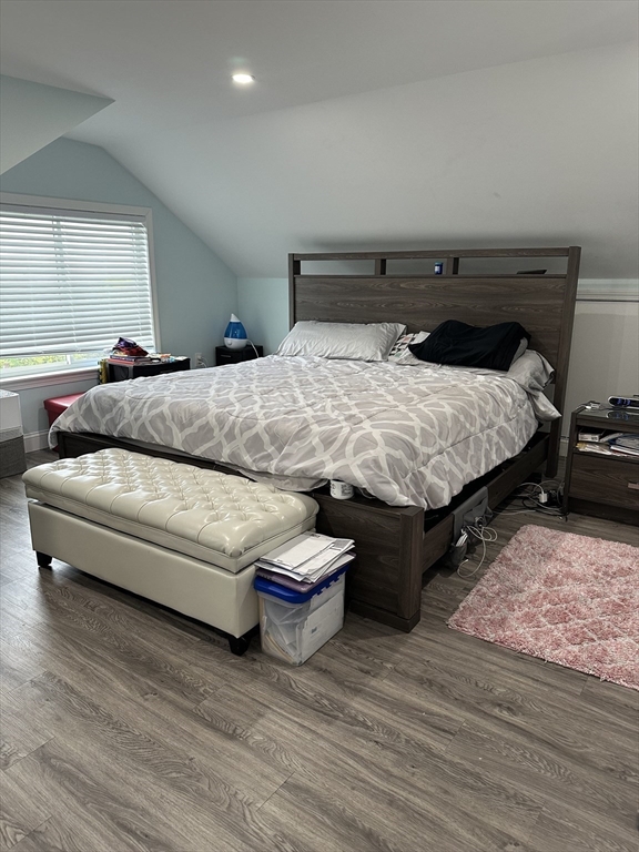 598 Beech, Hyde Park