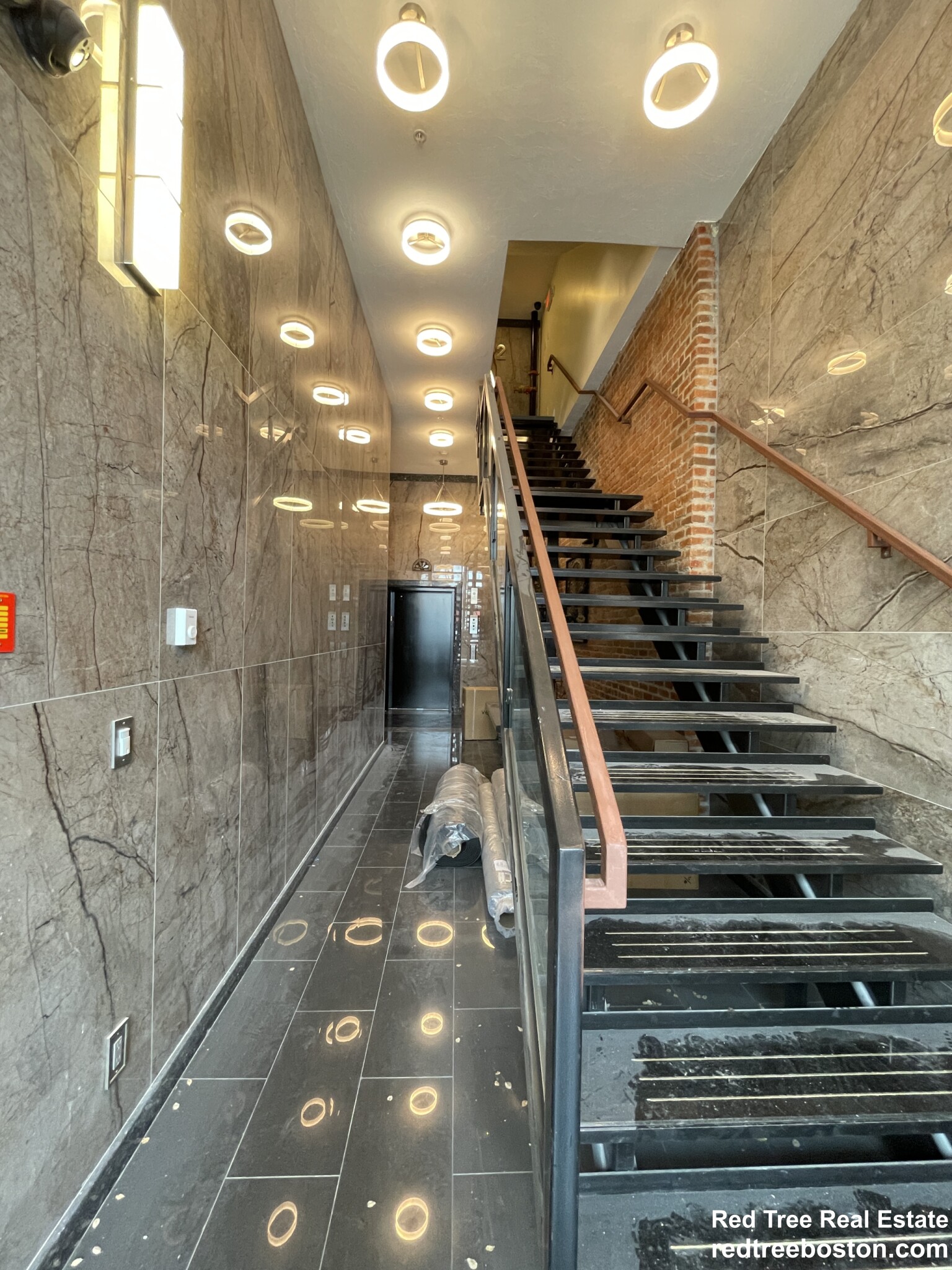 1028 Commonwealth Ave, Boston